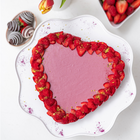 Tort inimă cu ciocolată și căpșune