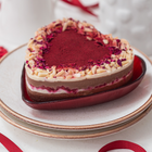 Tort inimă cu cremă vanilie, ciocolată și zmeură - Love Collection