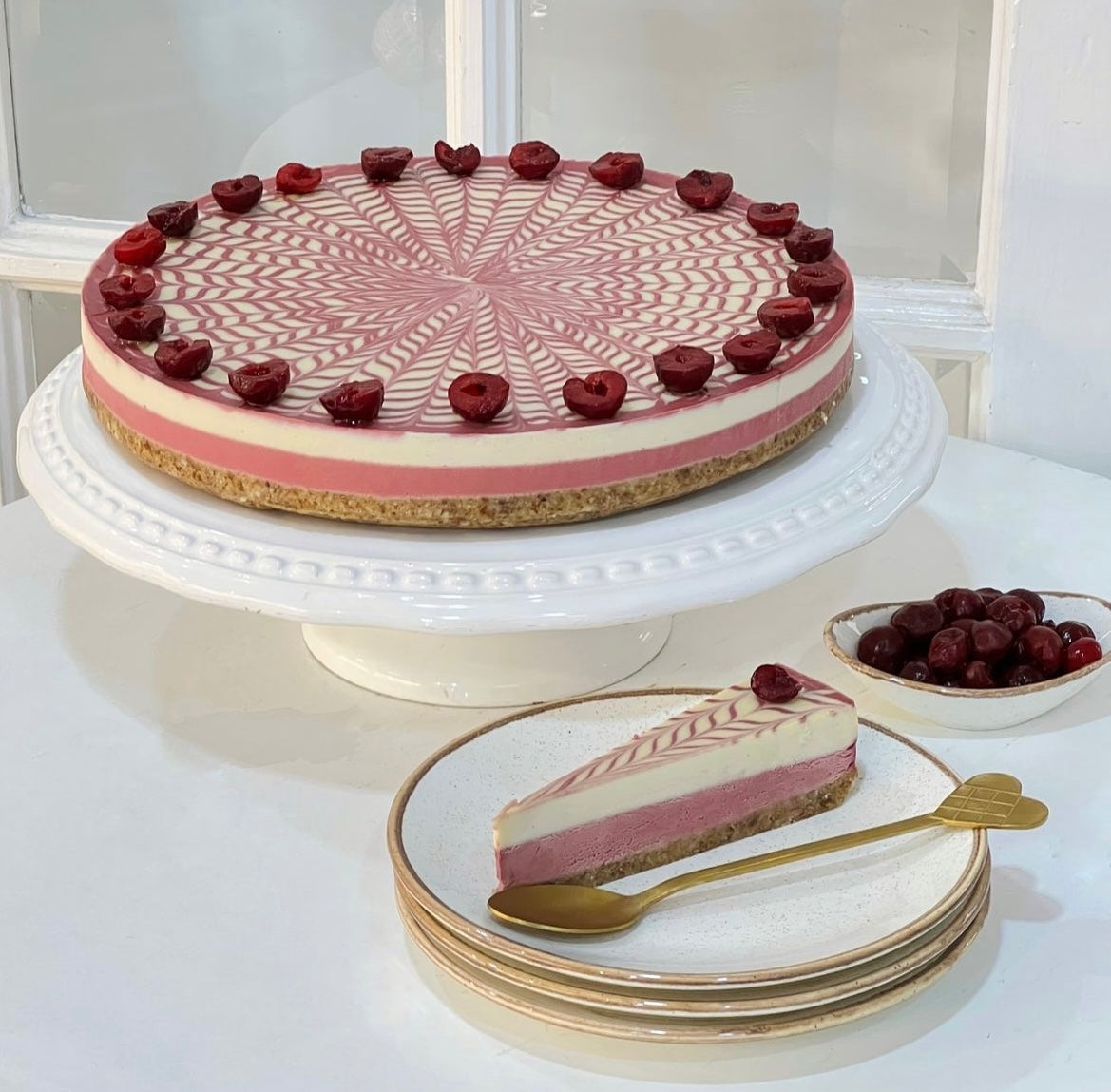 Cheesecake cu visine si cirese