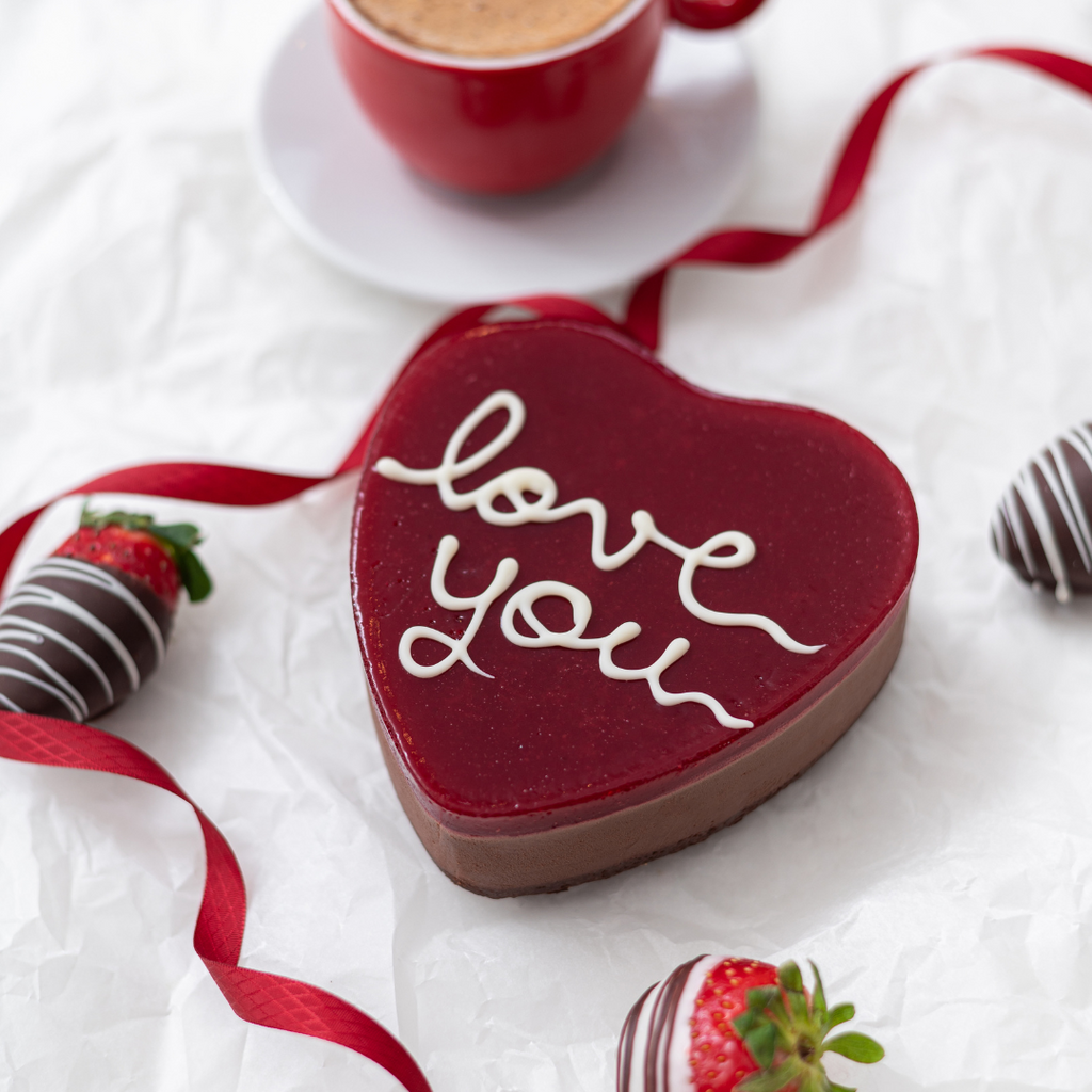 Tort cu ciocolată și cireșe - Love Collection